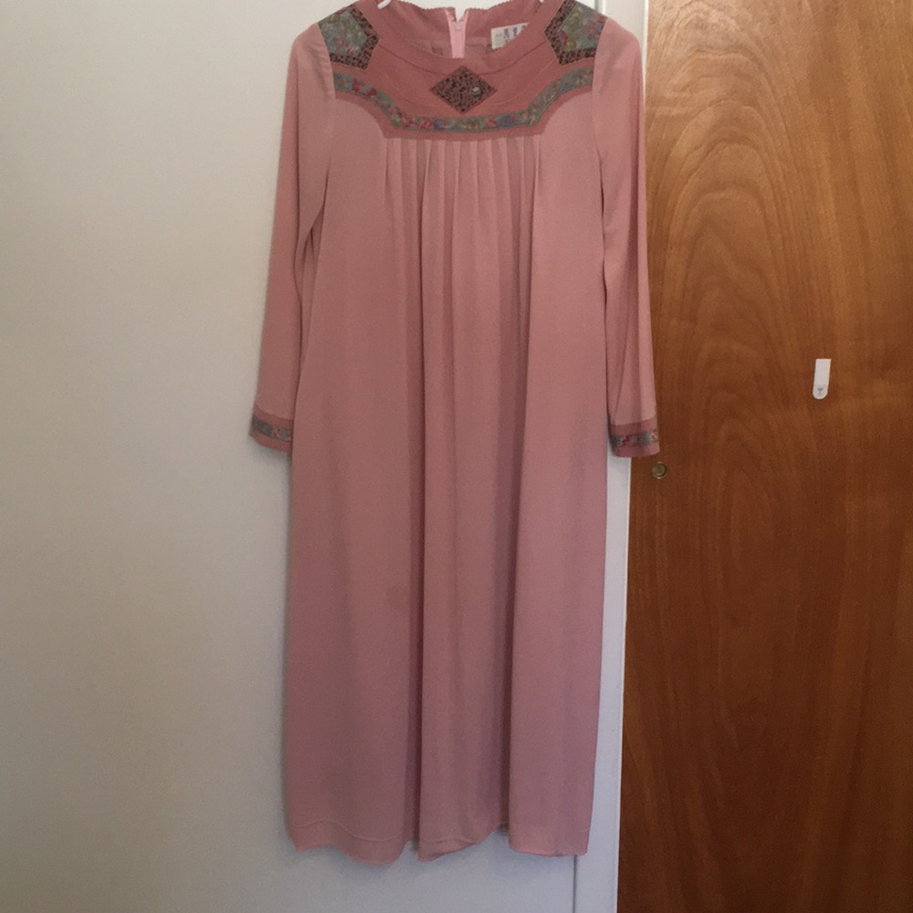 Cute blush dress!!!